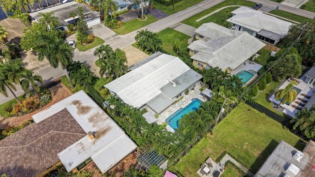4230 NE 19TH Avenue, Oakland Park, FL 33308