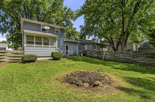 1210 5th Street SE, Rochester, MN 55904