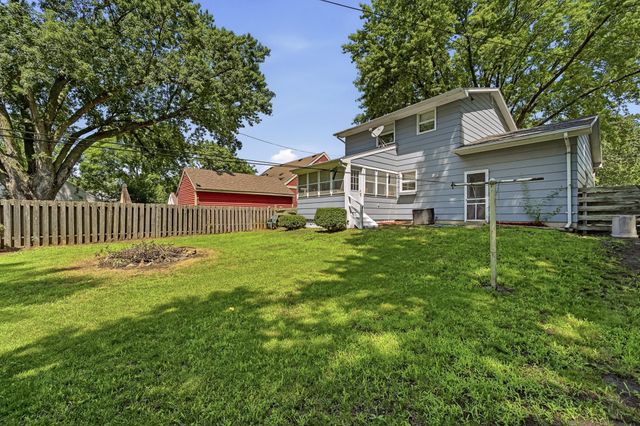 1210 5th Street SE, Rochester, MN 55904