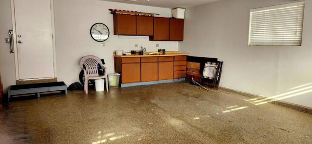 328 Wellington Avenue, Elk Grove Village, IL 60007