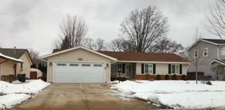 328 Wellington Avenue, Elk Grove Village, IL 60007