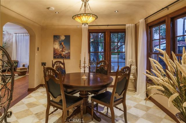 2015 San Francisco Avenue, Long Beach, CA 90806