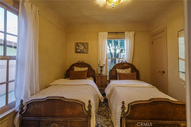 2015 San Francisco Avenue, Long Beach, CA 90806