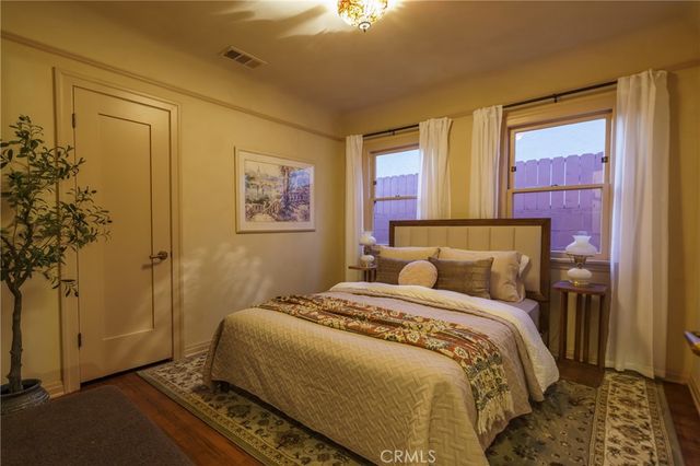2015 San Francisco Avenue, Long Beach, CA 90806