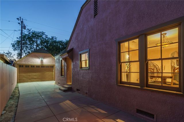 2015 San Francisco Avenue, Long Beach, CA 90806
