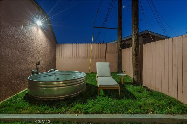 2015 San Francisco Avenue, Long Beach, CA 90806