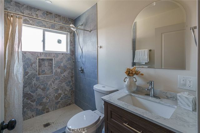 2015 San Francisco Avenue, Long Beach, CA 90806