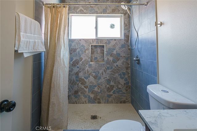 2015 San Francisco Avenue, Long Beach, CA 90806