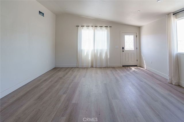 2015 San Francisco Avenue, Long Beach, CA 90806