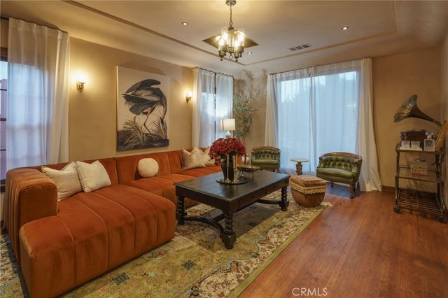 2015 San Francisco Avenue, Long Beach, CA 90806
