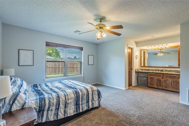 2813 Pinto Trail, Edmond, OK 73012