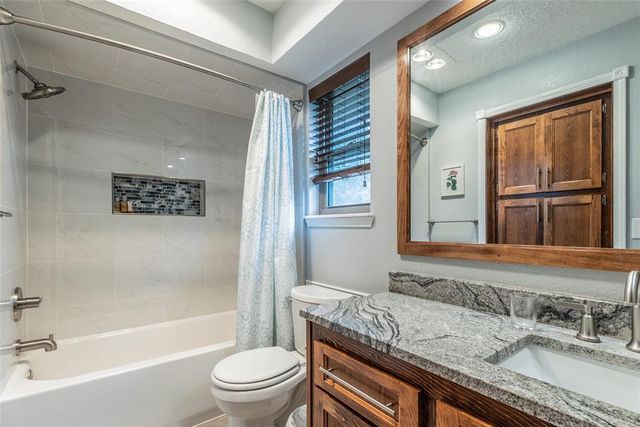 2813 Pinto Trail, Edmond, OK 73012