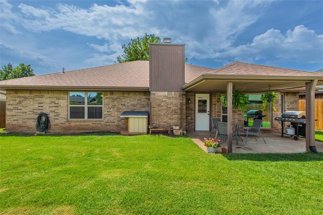 2813 Pinto Trail, Edmond, OK 73012