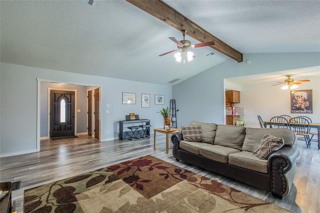 2813 Pinto Trail, Edmond, OK 73012