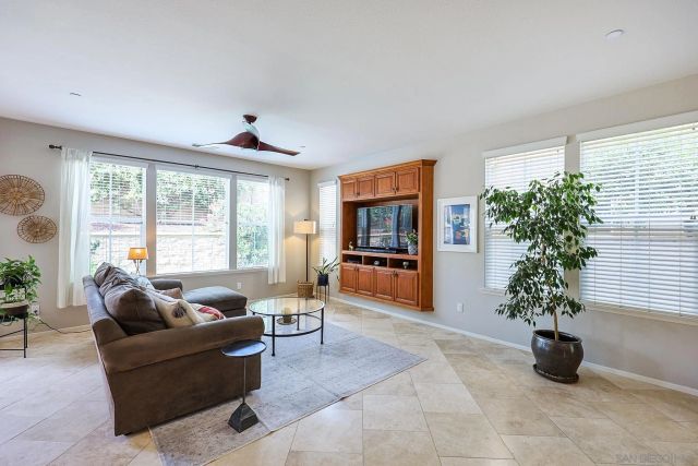 10062 Day Creek Trl, Santee, CA 92071