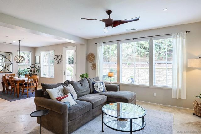 10062 Day Creek Trl, Santee, CA 92071