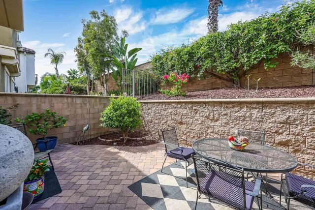 10062 Day Creek Trl, Santee, CA 92071