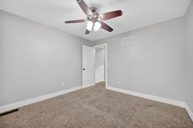 5840 Pleasant Street, West Des Moines, IA 50266