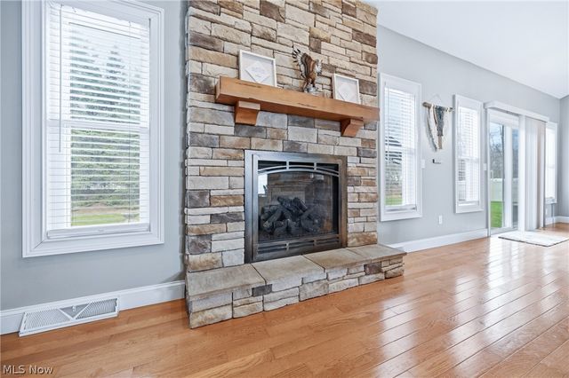 105 Muirfield Drive SE, Howland, OH 44484