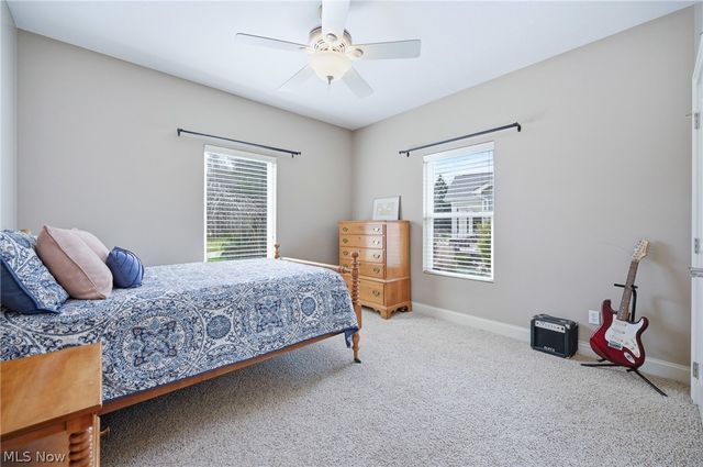 105 Muirfield Drive SE, Howland, OH 44484