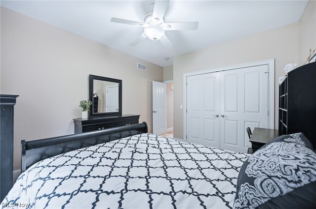 105 Muirfield Drive SE, Howland, OH 44484