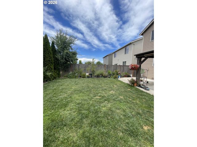 2383 Nw MATTEO Dr, Mc Minnville, OR 97128