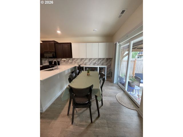2383 Nw MATTEO Dr, Mc Minnville, OR 97128