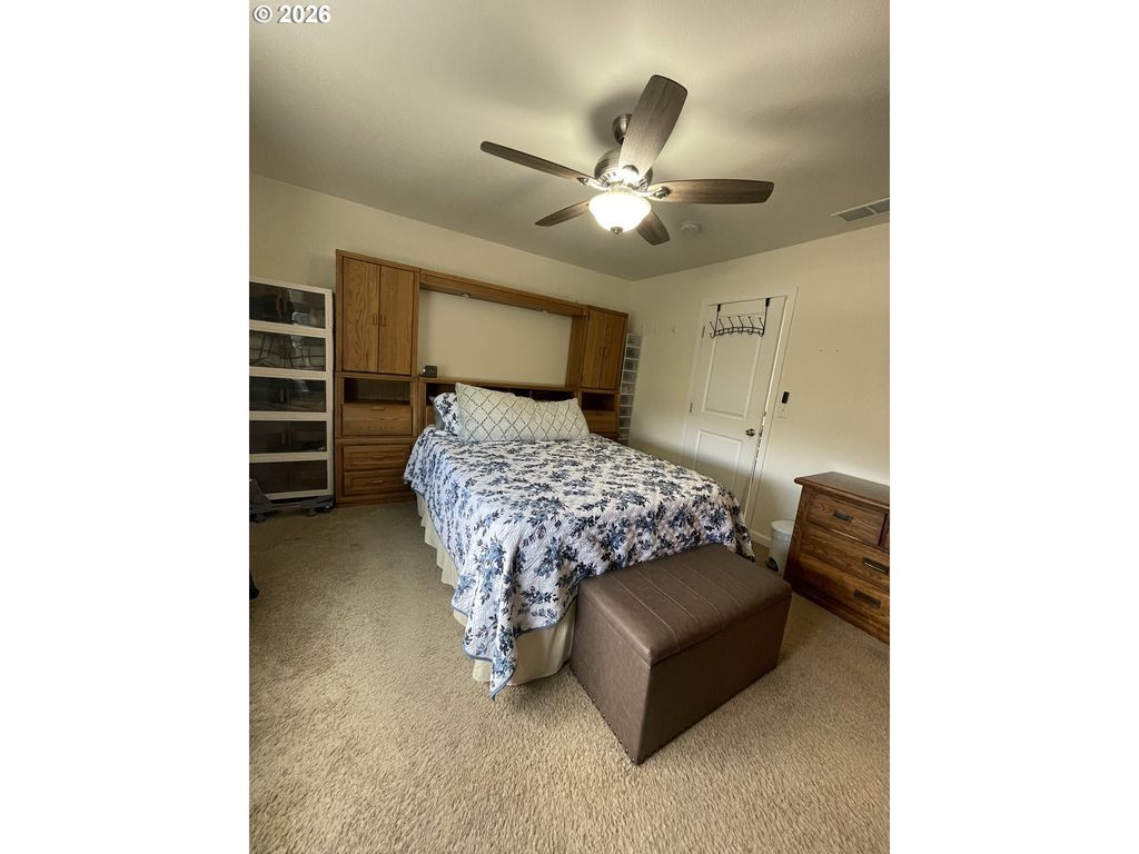 Image 13 of property listing at 2383 Nw MATTEO Dr, Mc Minnville, OR 97128