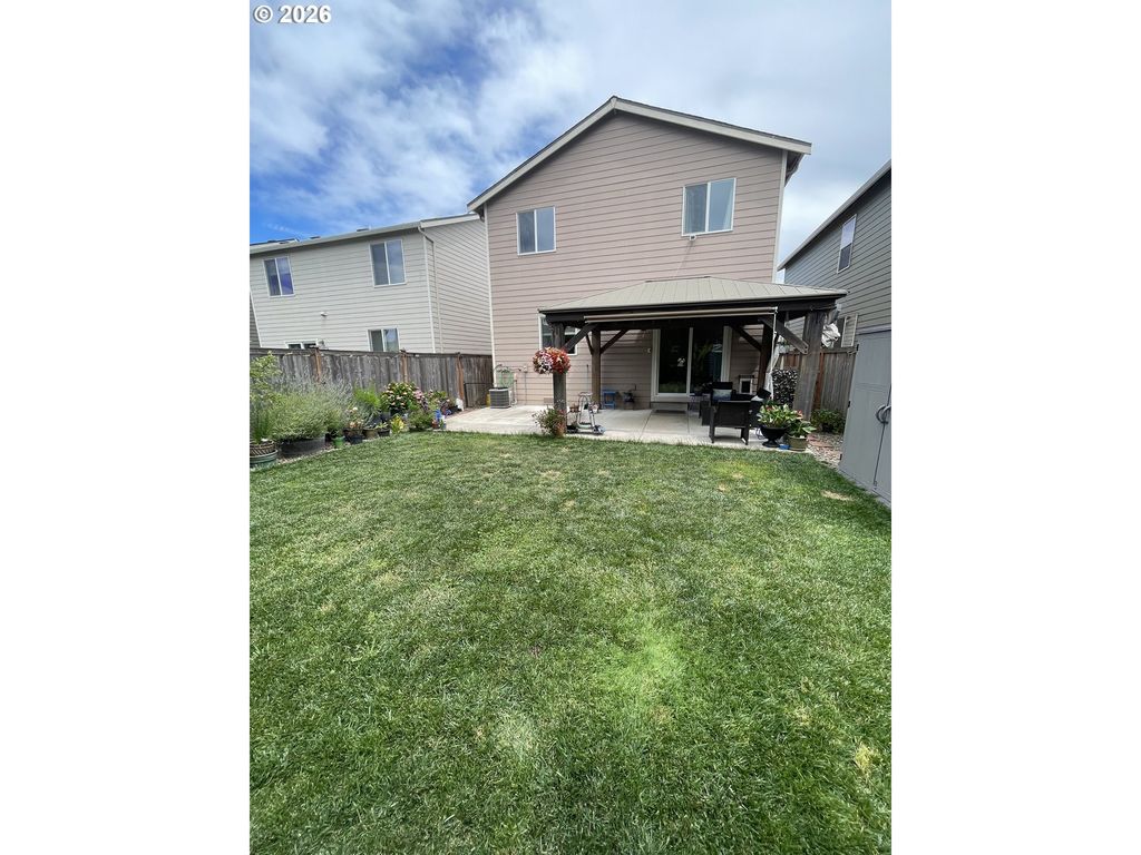 Image 25 of property listing at 2383 Nw MATTEO Dr, Mc Minnville, OR 97128