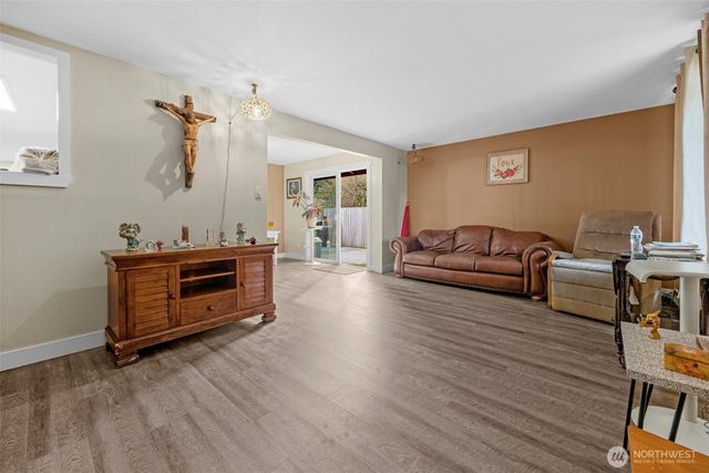 212 Madison Street, Everett, WA 98203