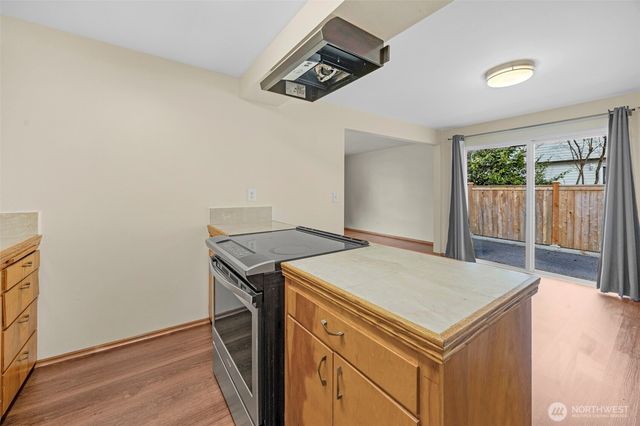 212 Madison Street, Everett, WA 98203