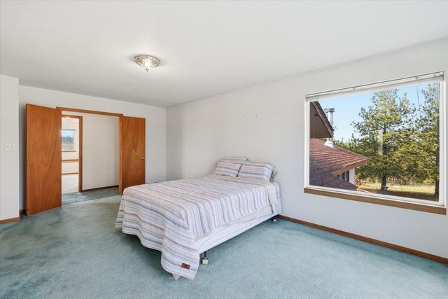 20408 W Indiana Ln, Medical Lake, WA 99022