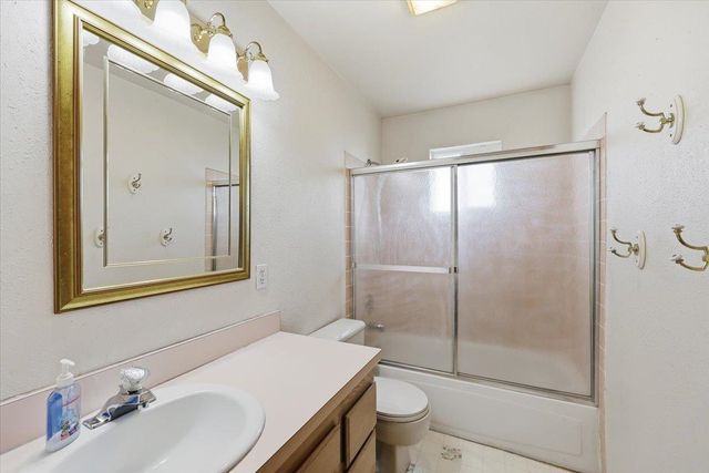 20408 W Indiana Ln, Medical Lake, WA 99022