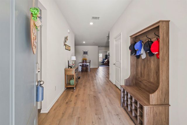 742 Buttercup Drive, Pilot Point, TX 76258