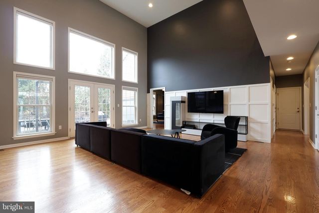 170 FERNLEAF CT., State College, PA 16801