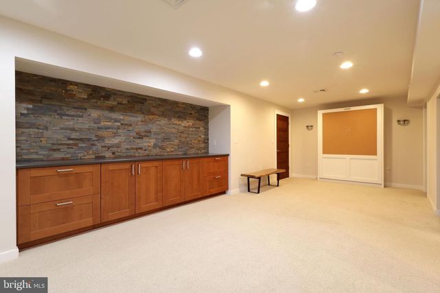 170 FERNLEAF CT., State College, PA 16801