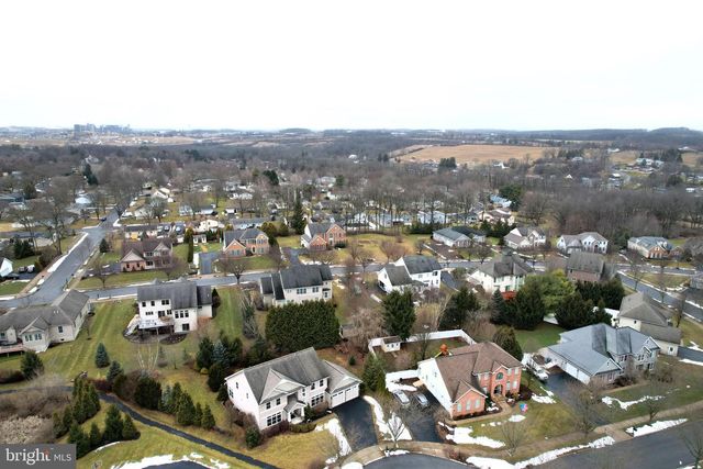 170 FERNLEAF CT., State College, PA 16801