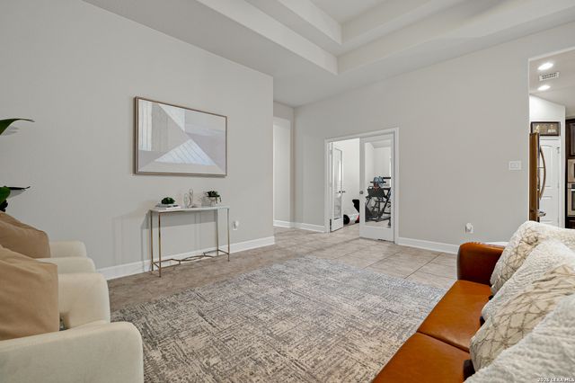 217 James Fannin, San Antonio, TX 78253