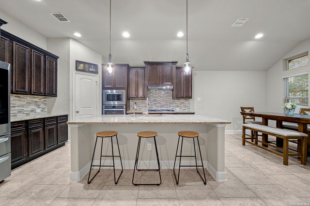 217 James Fannin, San Antonio, TX 78253