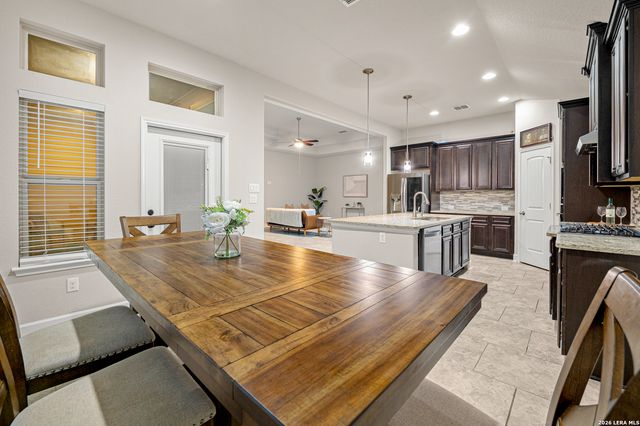 217 James Fannin, San Antonio, TX 78253