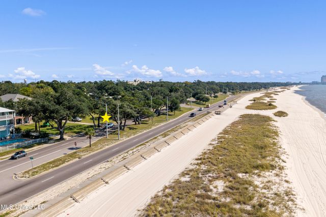 1484 Beach Boulevard, Biloxi, MS 39530