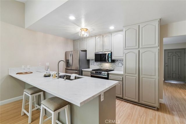 29860 Mira Loma Drive, Temecula, CA 92592