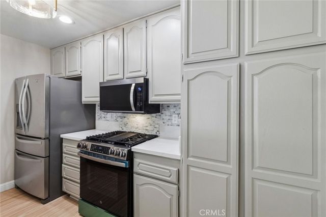 29860 Mira Loma Drive, Temecula, CA 92592