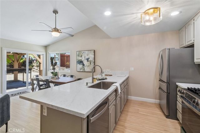 29860 Mira Loma Drive, Temecula, CA 92592