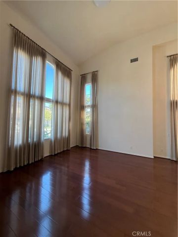 6 Ponte, Irvine, CA 92606