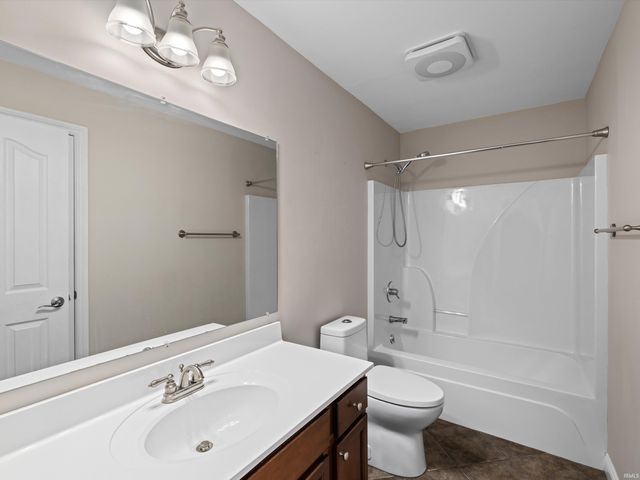 1226 Bowden Drive, Evansville, IN 47725