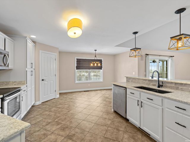 1226 Bowden Drive, Evansville, IN 47725