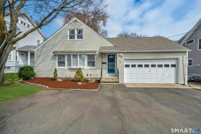 304 Huntington Road, Stratford, CT 06614