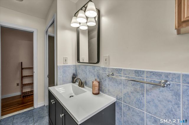 304 Huntington Road, Stratford, CT 06614