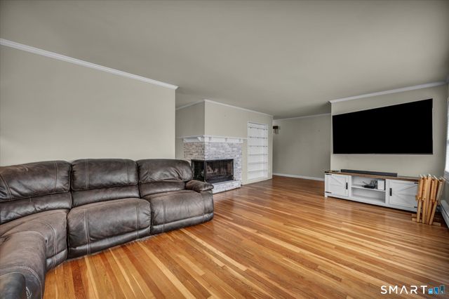 304 Huntington Road, Stratford, CT 06614